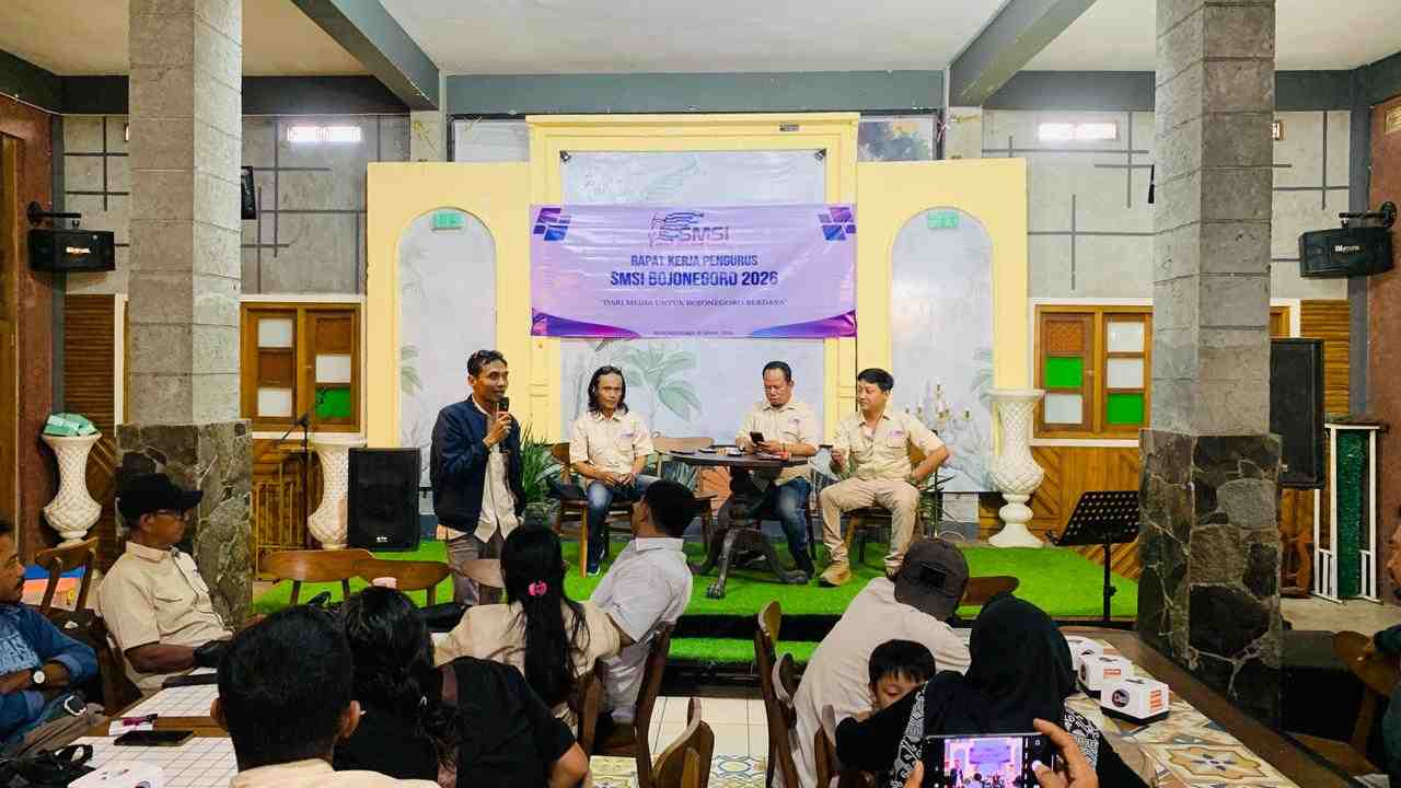 Sasmito Anggoro Resmi Mundur Ketua SMSI Bojonegoro, Kustaji Ketua Baru Fokus Kinerja Anggota