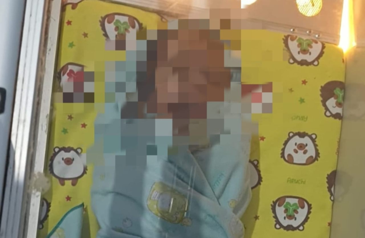 Geger Bayi Dibungkus Kresek di Bawah Jembatan Reksogati