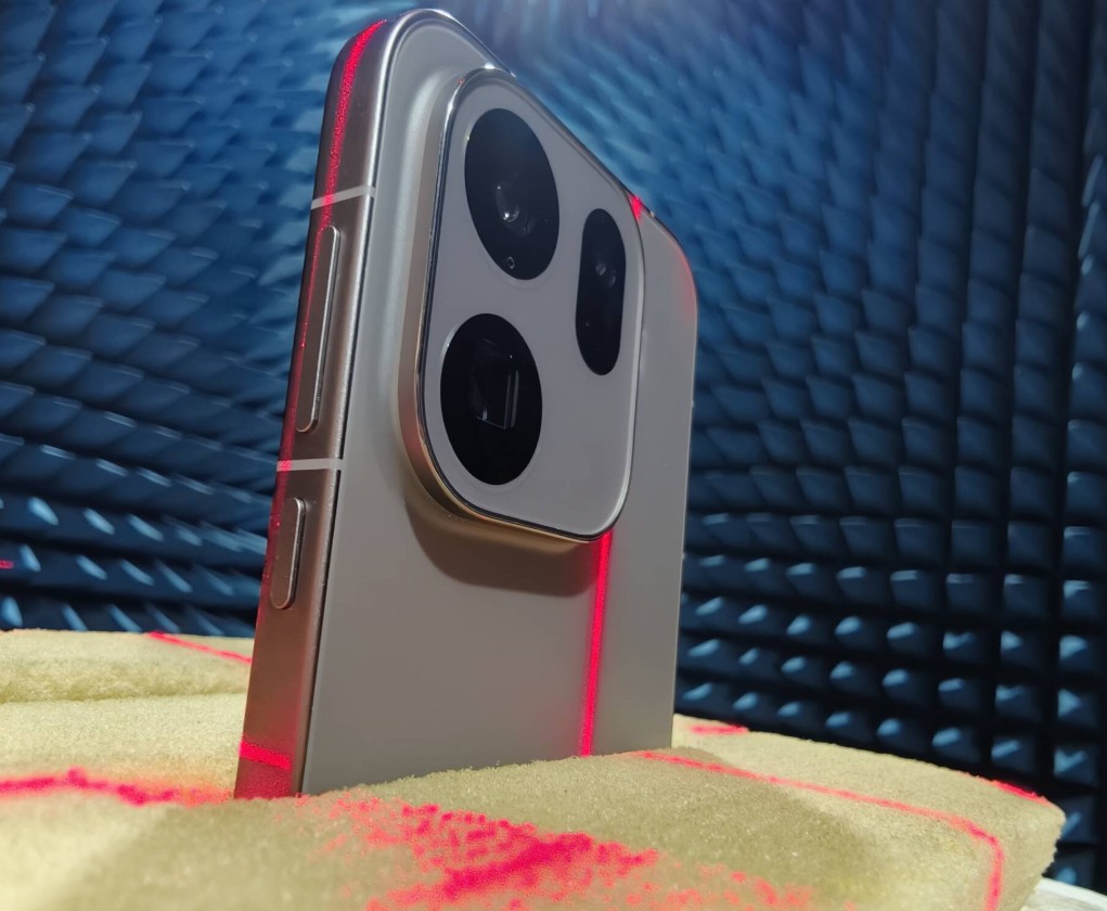 Dual Kamera Periskop Jadi Andalan Oppo Find X10 Ultra, Vivo X500 Ultra Tinggalkan Zoom 10x