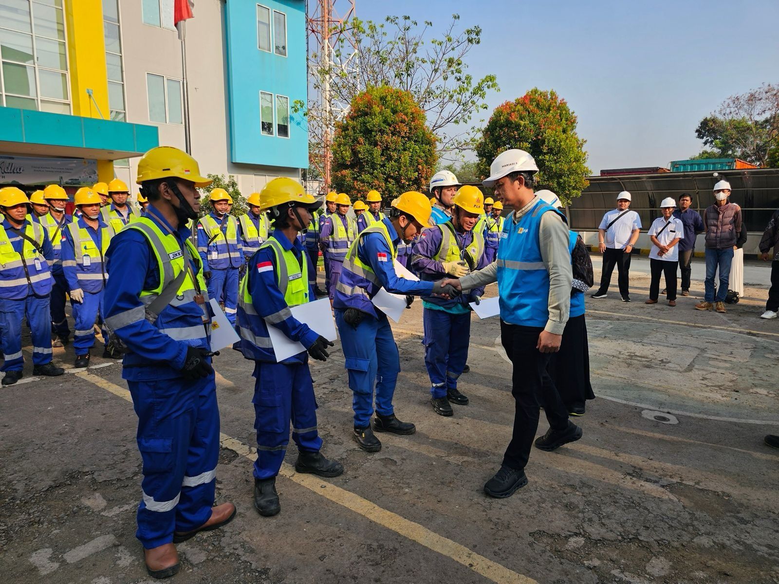 PLN Percepat Layanan, 1.800 Pelanggan Langsung Nikmati Pasang Baru dan Tambah Daya