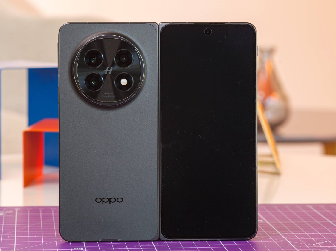 Oppo Find N7 Dikabarkan Bawa Snapdragon 8 Elite Gen 6 dan Baterai 6.500 mAh