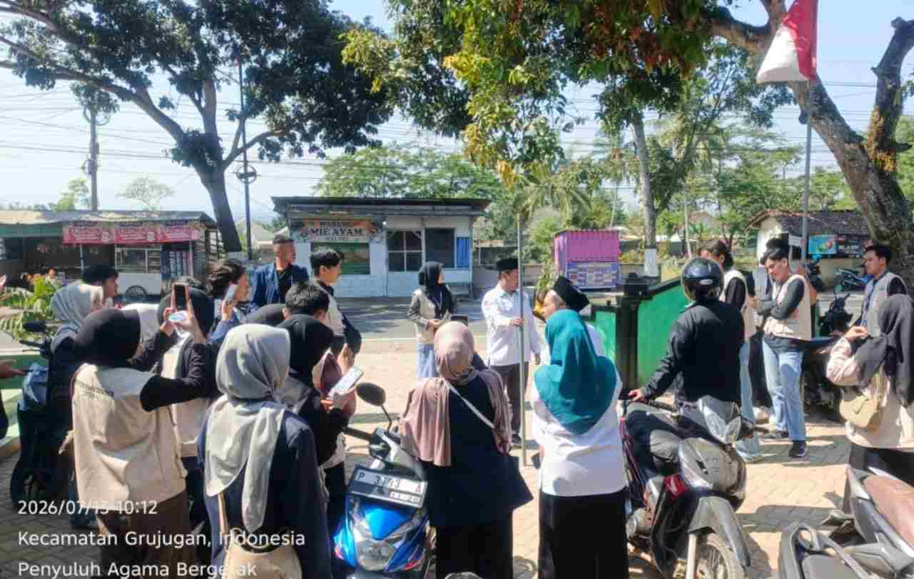 DMI, KUA Grujugan dan KKN UINKHAS Jember Sukseskan Gerakan Nasional Indonesia Berkiblat