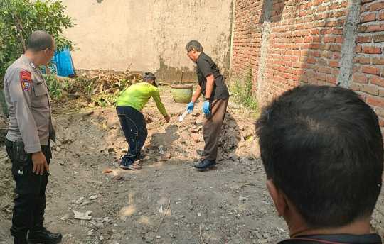 Perumahan Salak Madiun Geger Temukan Mayat, Polisi Pastikan Bangkai Kucing