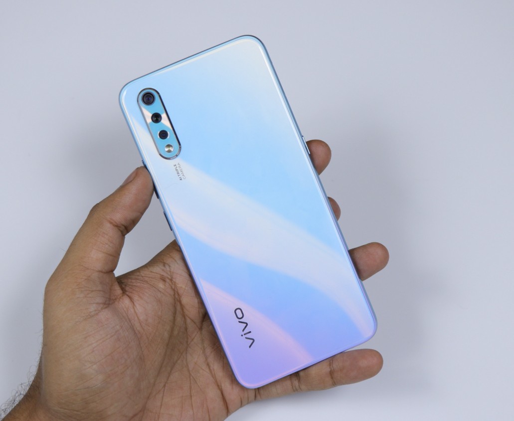 Vivo S2 Hadir pada 6 Agustus dan Desainnya Telah Diumumkan