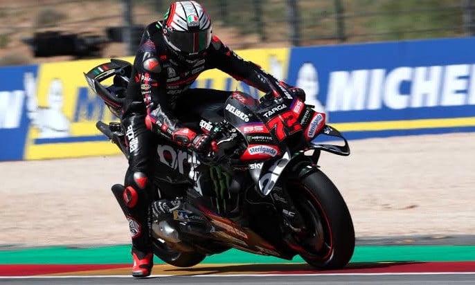 Marco Bezzecchi Rebut Pole Position