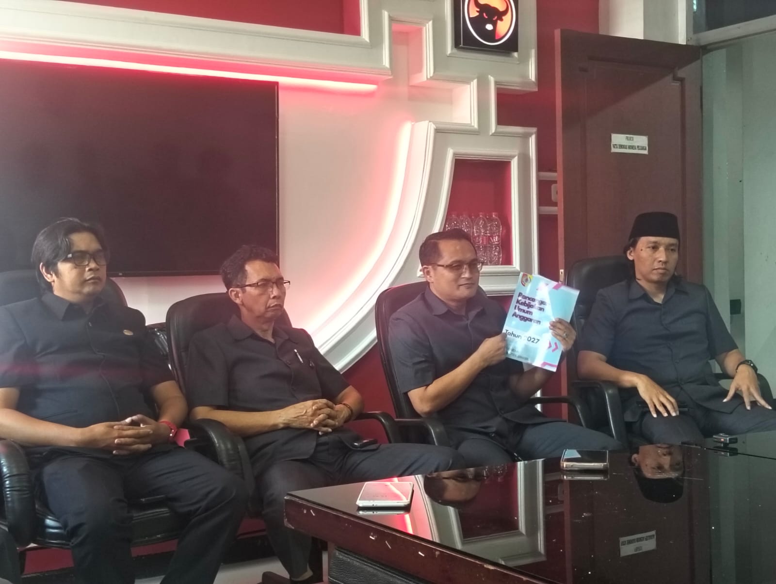 Tolak Rencana Utang Rp786 Miliar, Fraksi PDIP Kompak Tak Hadiri Sidang Paripurna KUA-PPAS