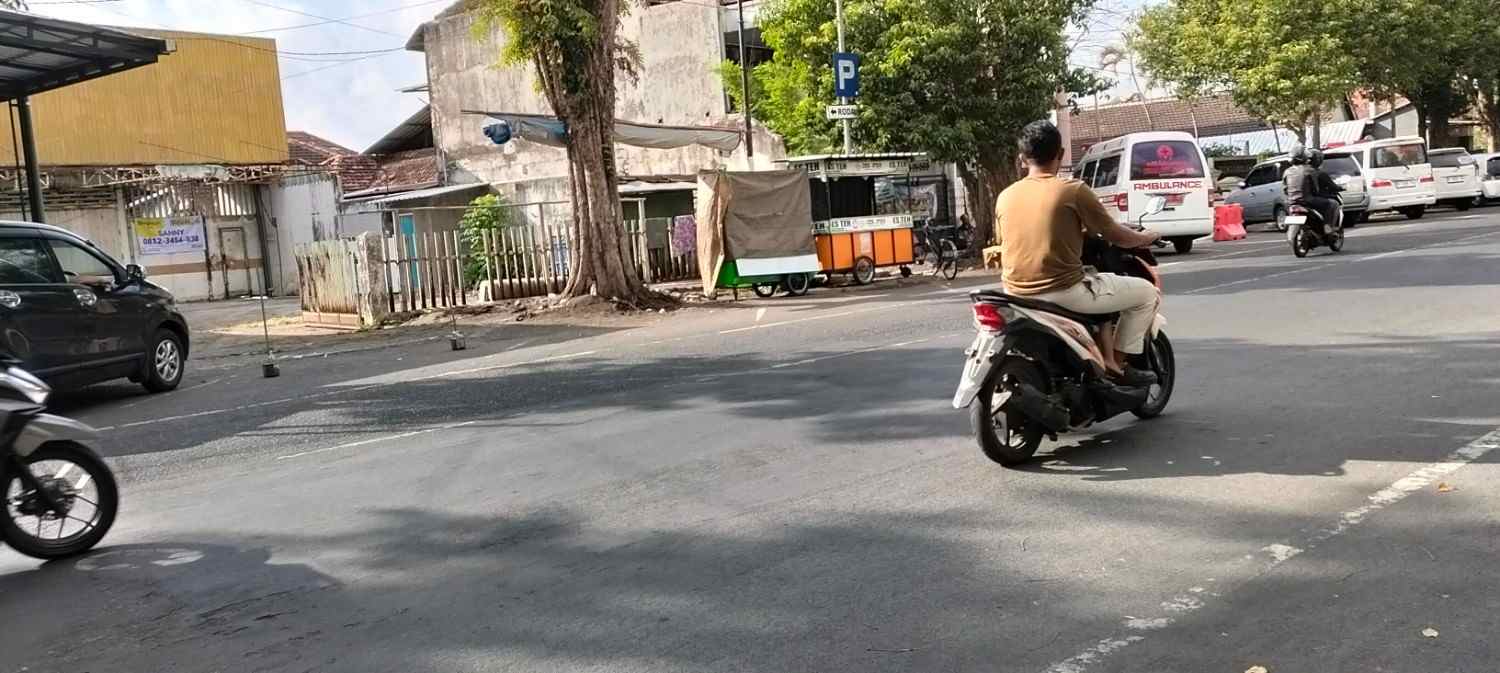 Parkir RSUD dr Haryoto Lumajang Disorot, Rombong PKL Diminta Ditata