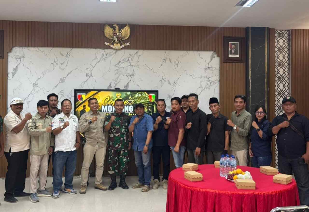 Gelar Coffee Morning Bersama Media Bojonegoro , Brigif TP-33/Naga Sesha Jaga Ruang Publik Kondusif