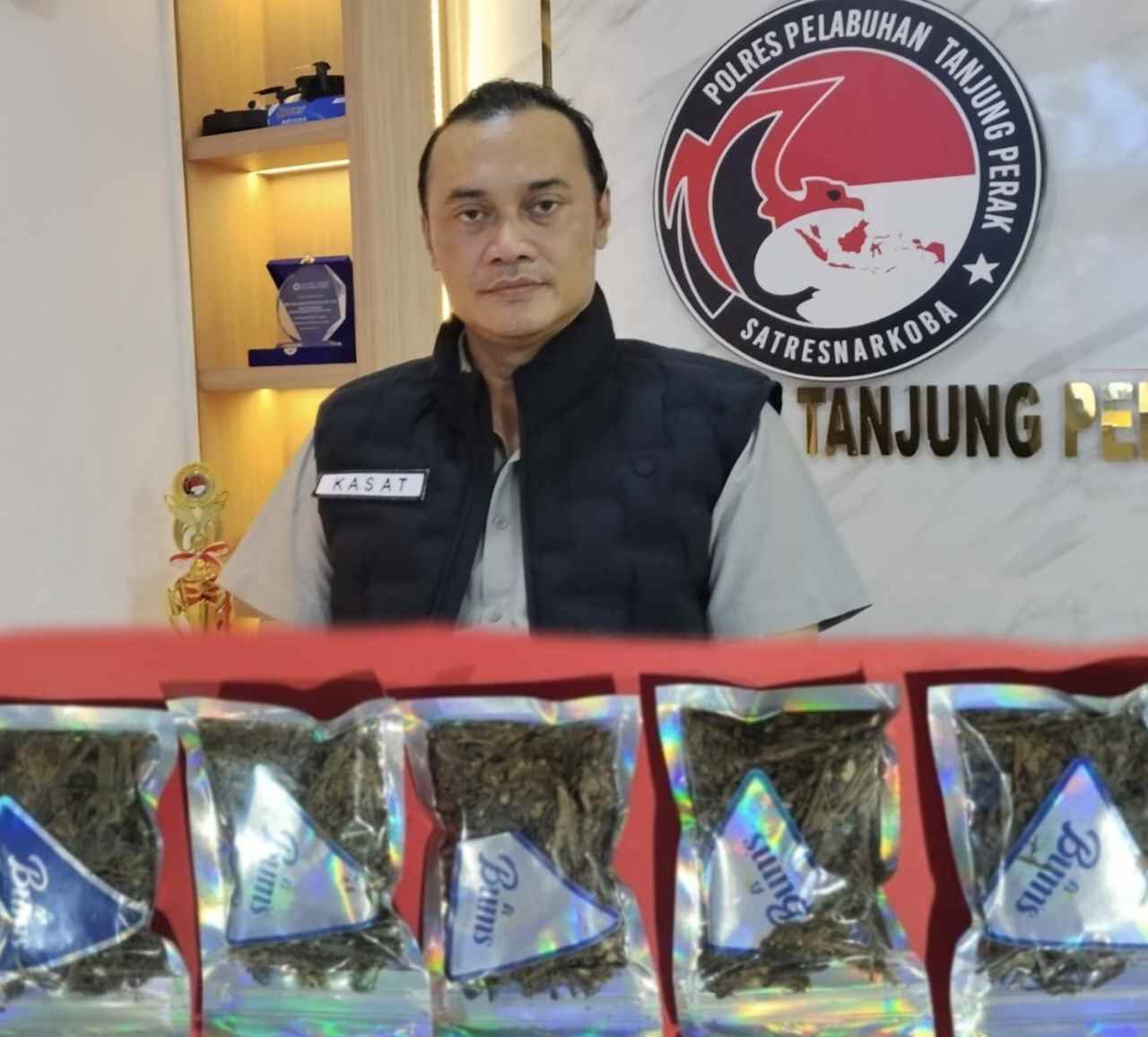 Satresnarkoba Polres Pelabuhan Tanjung Perak Ungkap Peredaran Ganja Online, Pemuda 23 Tahun Diamankan