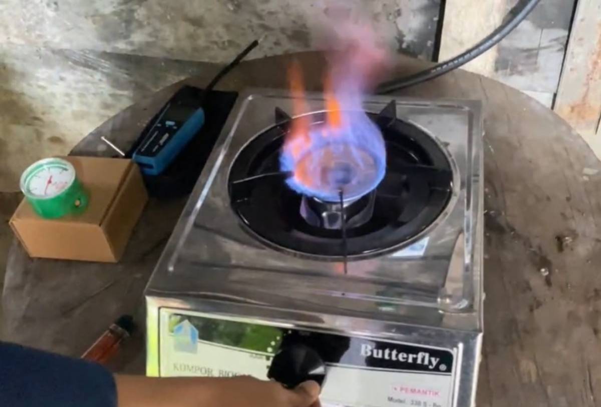 Kelangkaan Minyak Tanah di Oransbari, Biogas Jadi Solusi