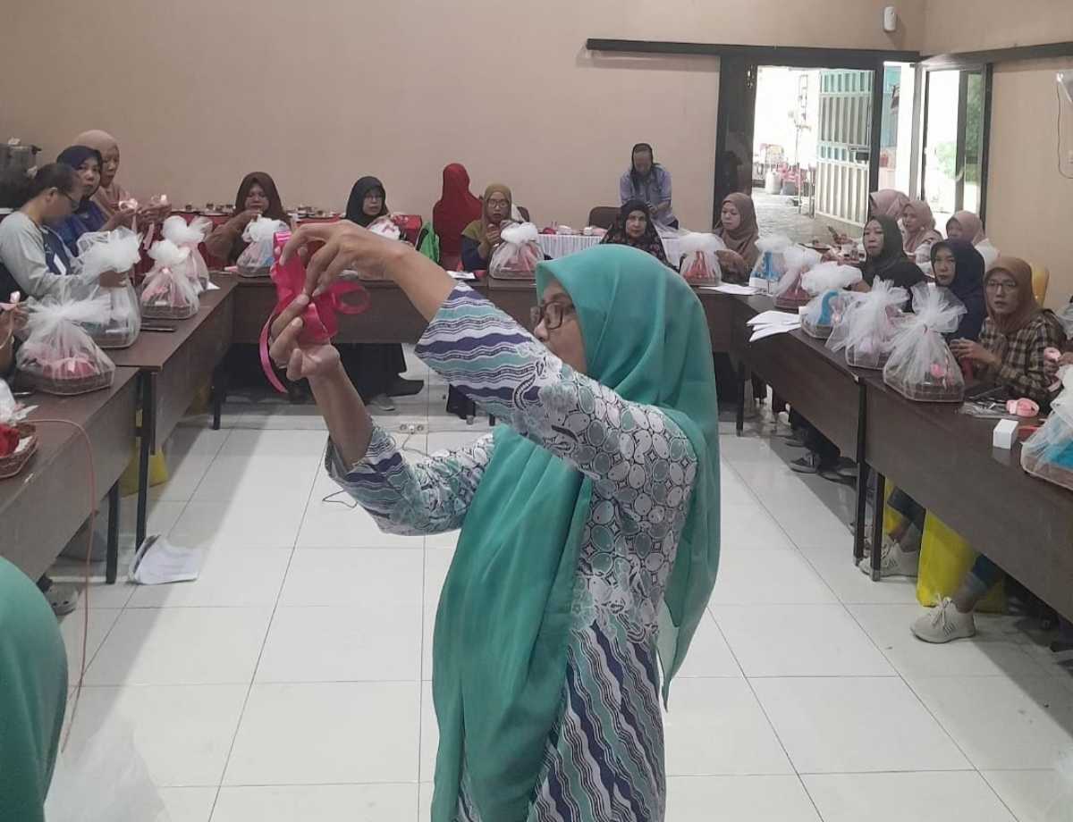 Pelatihan Handicraft di Madiun, Warga Sulap Kain Jadi Produk Kreatif